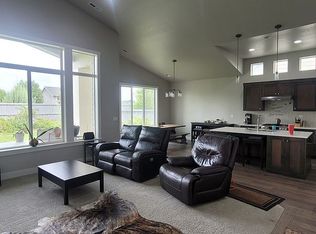 10470 Millgrain St, Nampa, ID 83687