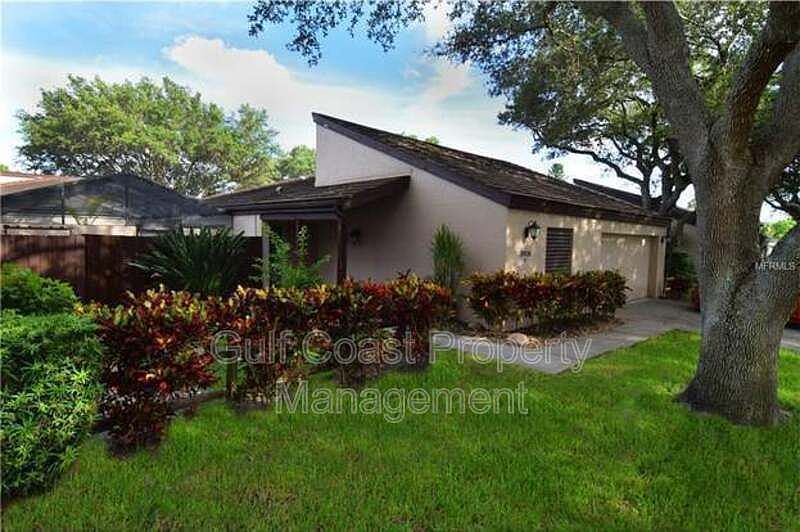 1st image of 3926 Glen Oaks Manor Dr