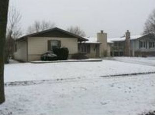 618 72nd Ct, Downers Grove, IL 60516