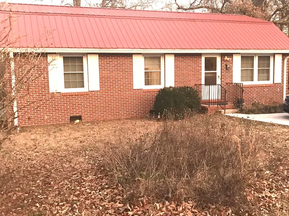 921 S Franklin St, Tullahoma, TN 37388