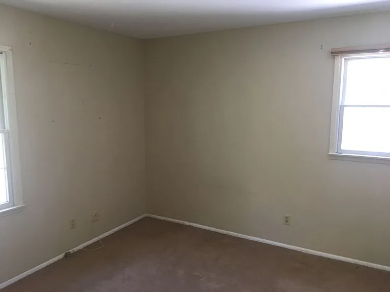 1319 N Aztec St — Photo 11