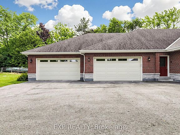 5th image of 18 McCowan Ln