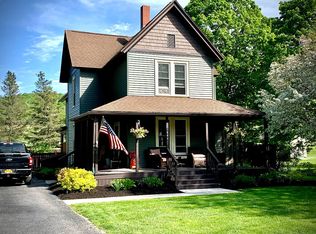 1864 Wickwire Rd, Hubbardsville, NY 13355