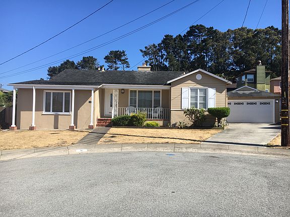 2nd image of 5 Wildwood Ct