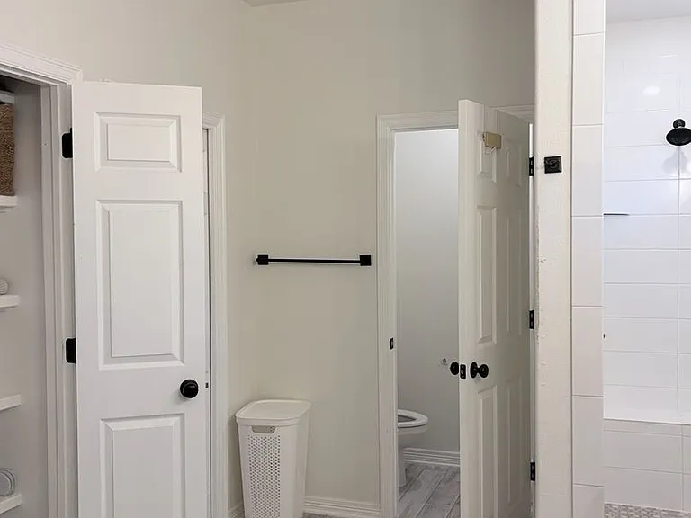525 Holstein Dr — Photo 8