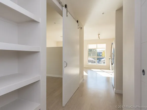 The Macadam, 5885 S Macadam Ave #2307, Portland, OR 97239