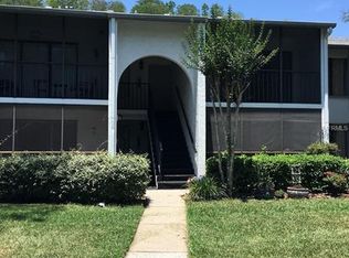 1290 Pine Ridge Cir E APT H2, Tarpon Springs, FL 34688