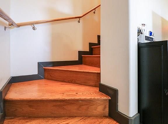 4th image of 1304 Camelia Ave Unit 4