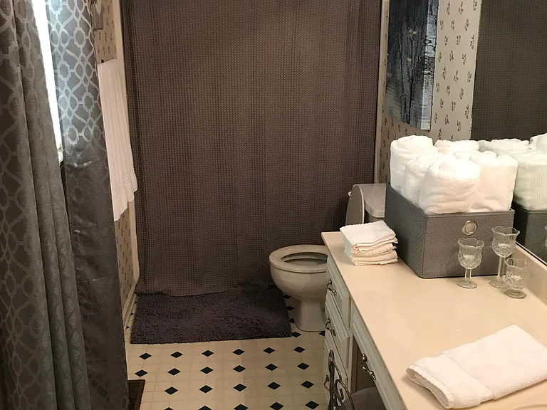 285 Fairlane Dr — Photo 19
