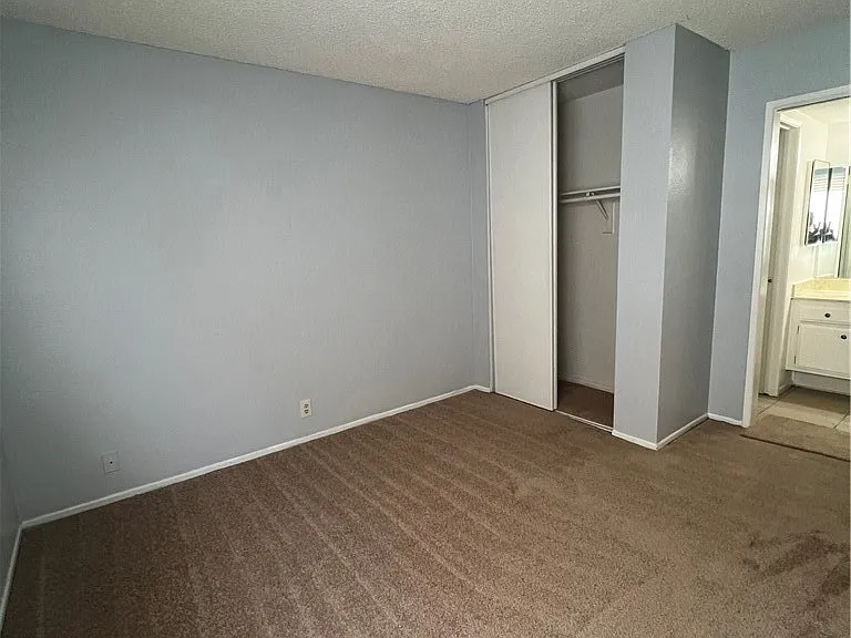 1400 W Edgehill Rd #11 — Photo 11