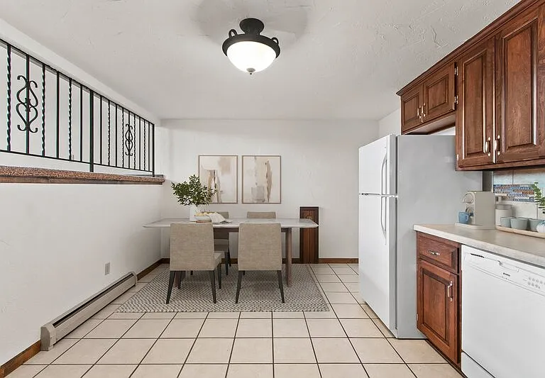 2394 Canter Ln #A — Photo 8