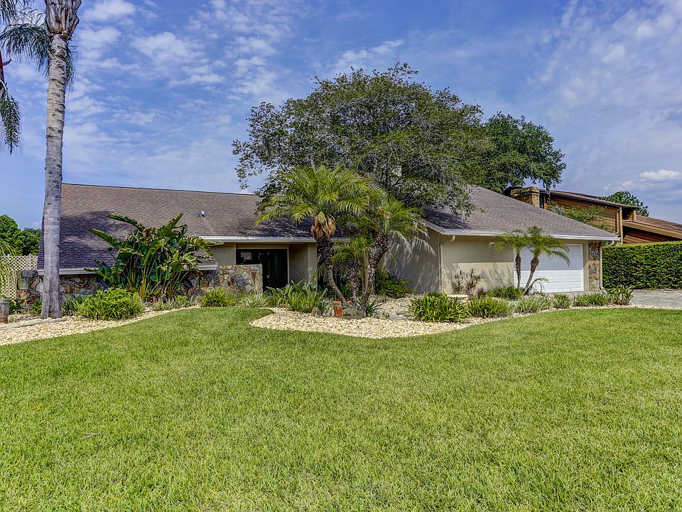 1st image of 3026 Lake Padgett Dr