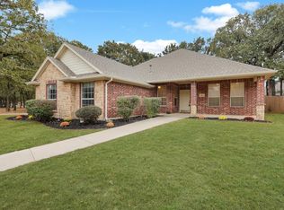 854 Evandale Rd, Burleson, TX 76028