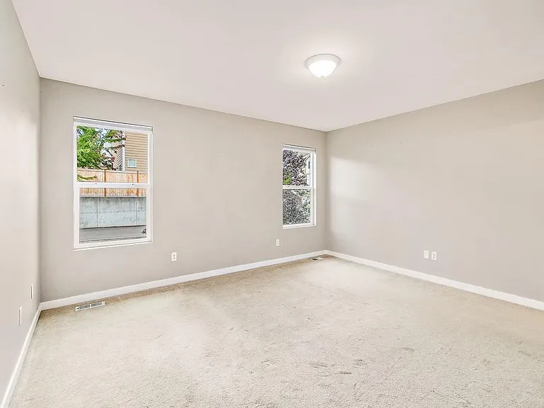 25386 SE 279th Pl — Photo 25