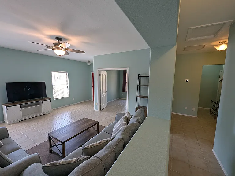 5389 S Royal Richmond Dr — Photo 13