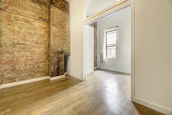 Rented by REAL New York | media 3