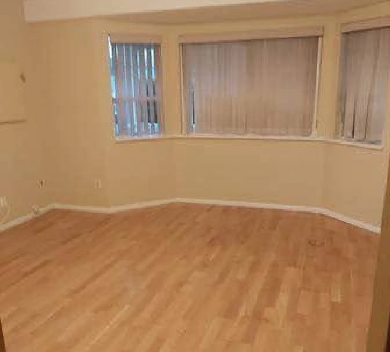 3 bed, 1300 sqft, $2,350 — Photo 3