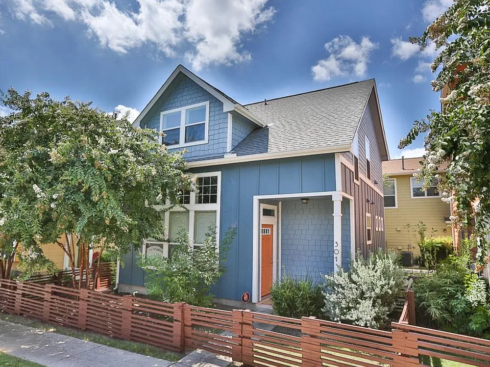 1601 Miriam Ave #301