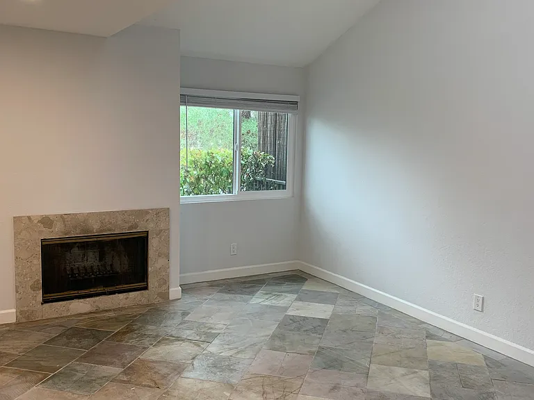 518 San Nicholas Ct — Photo 3