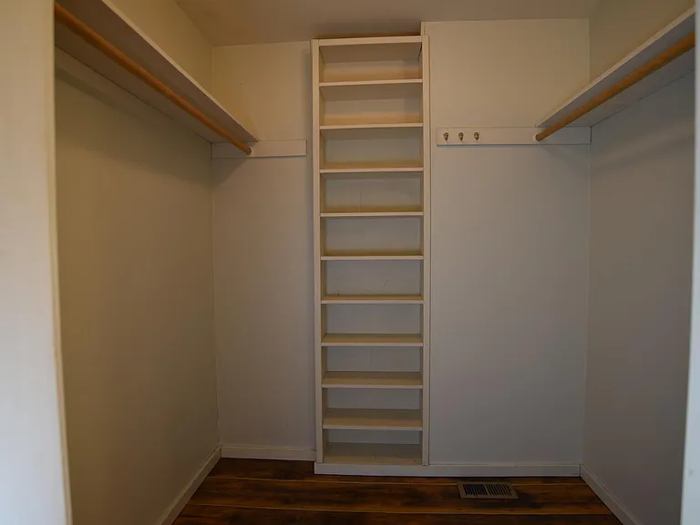 8412 Yvonne Way — Photo 17