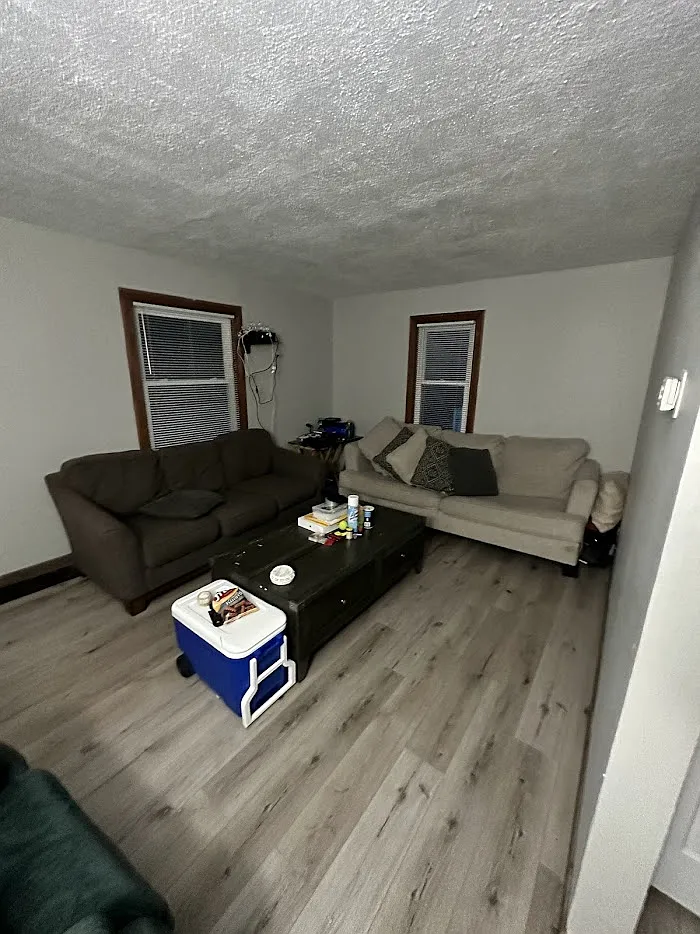 1427 Bixby Avenue Northeast - 1 — Photo 2