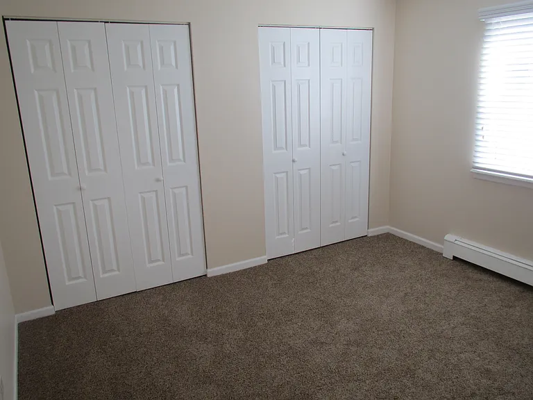 9S201 Lake Dr #2 — Photo 20