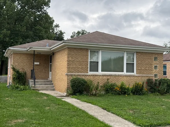 3144 Willow Rd, Chicago Heights, IL 60411