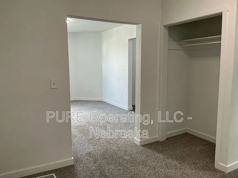 4245 Burdette St — Photo 18