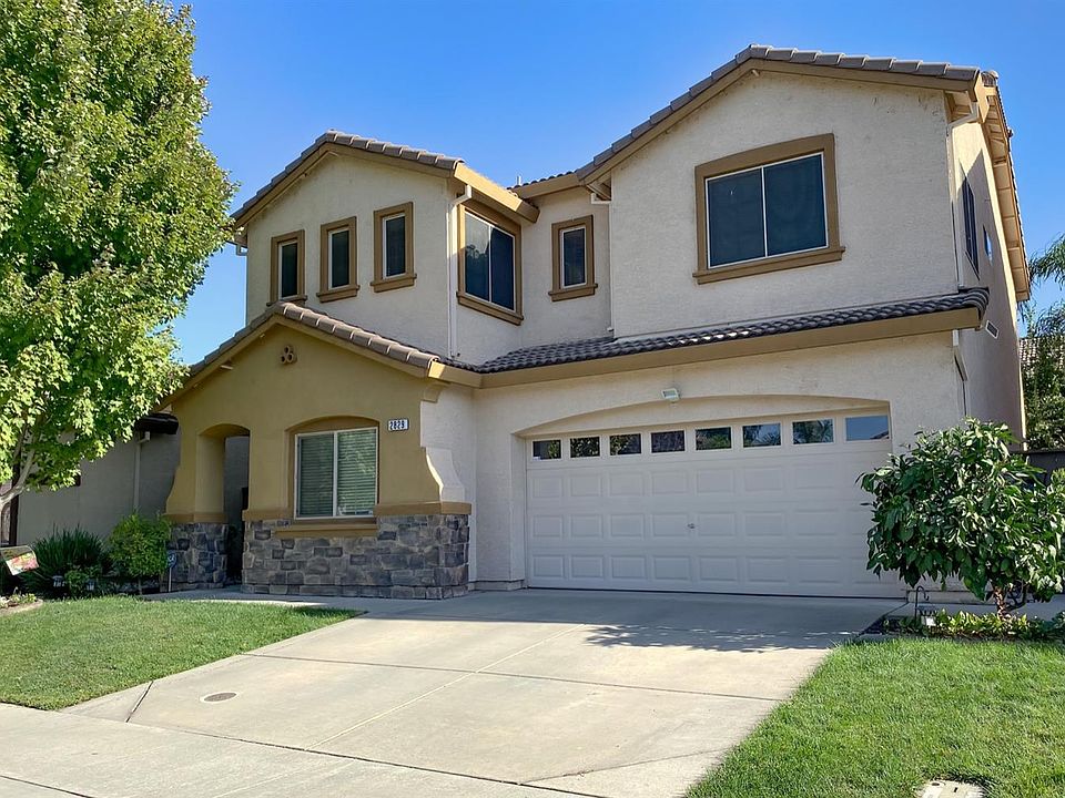 1st image of 2829 Lindbergh Ln