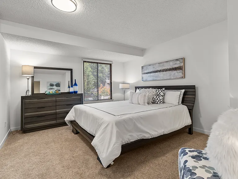 Saddlewood Townhomes — Photo 12