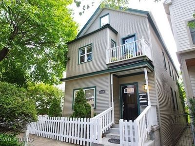 2119 W Fletcher St, Chicago, IL, 60618