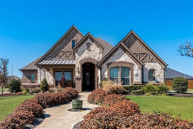 1st image of 101 Diamond Ln
