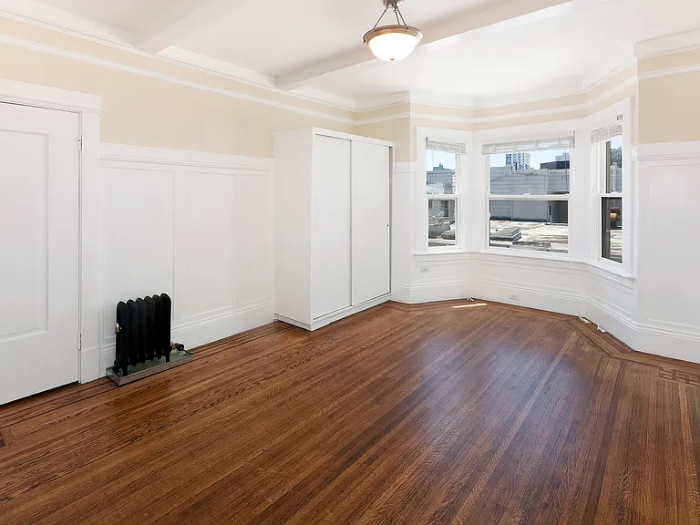1651 Larkin St #8 — Photo 1