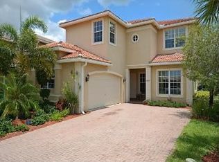 2069 Isla De Palma Cir, Naples, FL 34119