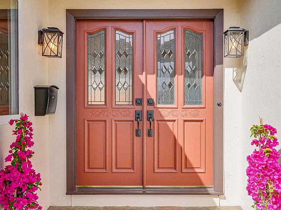 5th image of 6045 Chesbro Ave