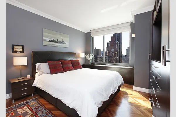 Sold by Stribling | media 4