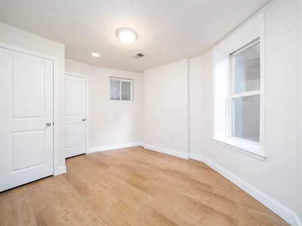 149 Webster Avenue image 7 of 31