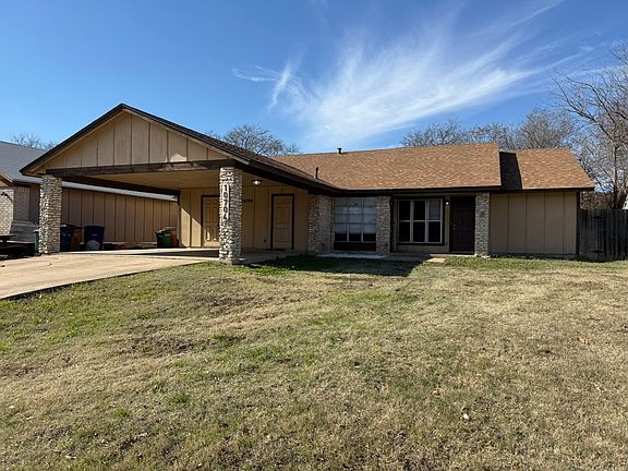 3rd image of 10704 Topperwein Dr #A