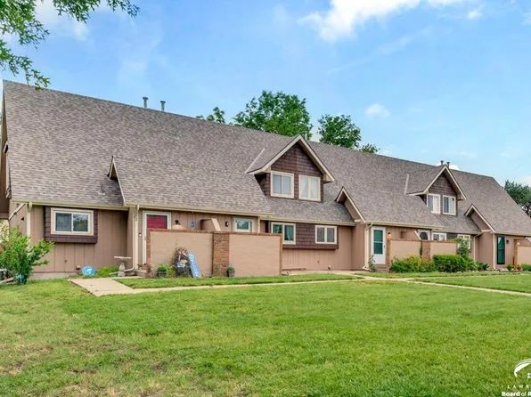3811 Overland Dr, Lawrence, KS 66049