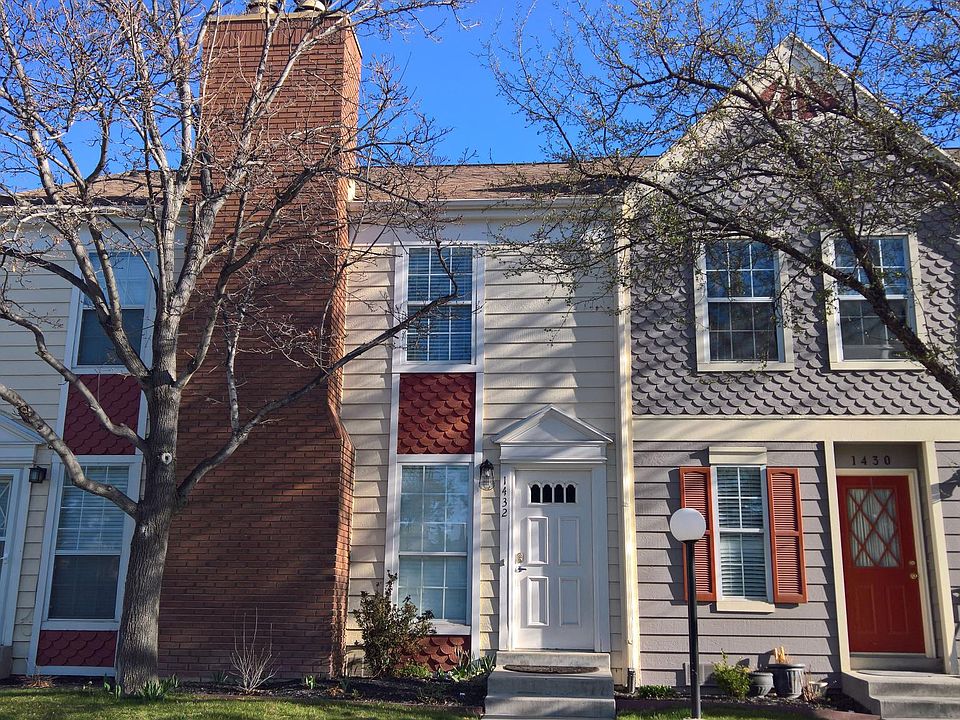 Front of townhouse.