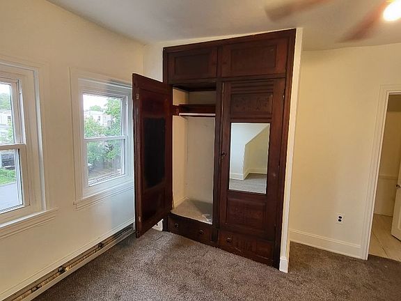 4th image of 933 W Main St Floor 3