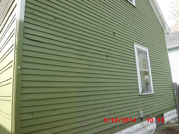 2nd image of 156 Hewitt Ave
