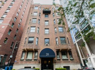 20 W Goethe St #206, Chicago, IL 60610