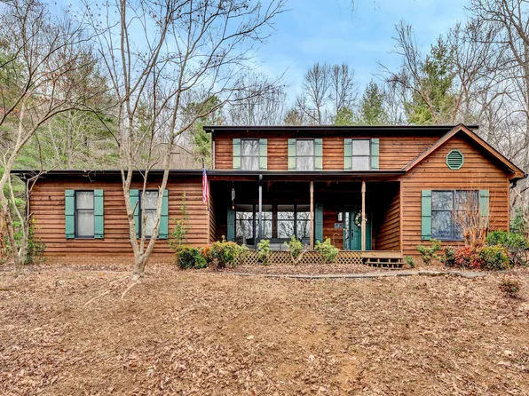 65 Bear Run Trl, Hardy, VA 24101