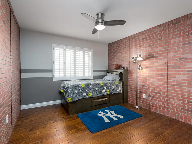 1668 Paseo Maravilla — Photo 28