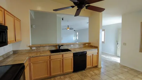 1496 Stratford Pl Photo 1