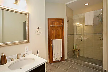 Sold by Avenue Sotheby's International Realty