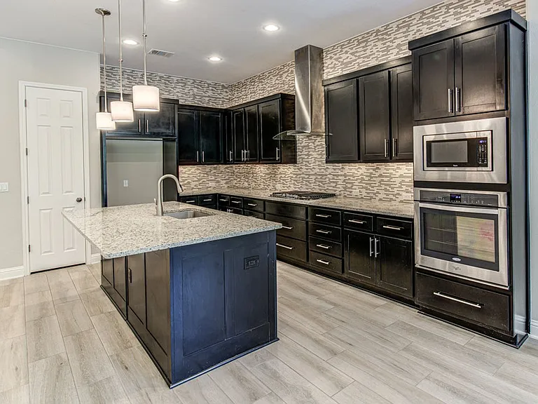 7012 Calpe Dr — Photo 12