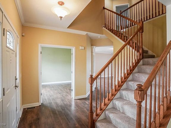 3rd image of 3020 Bickleigh Ave