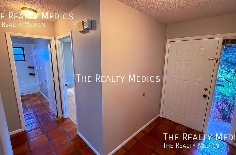 481 Timberwood Trl — Photo 37